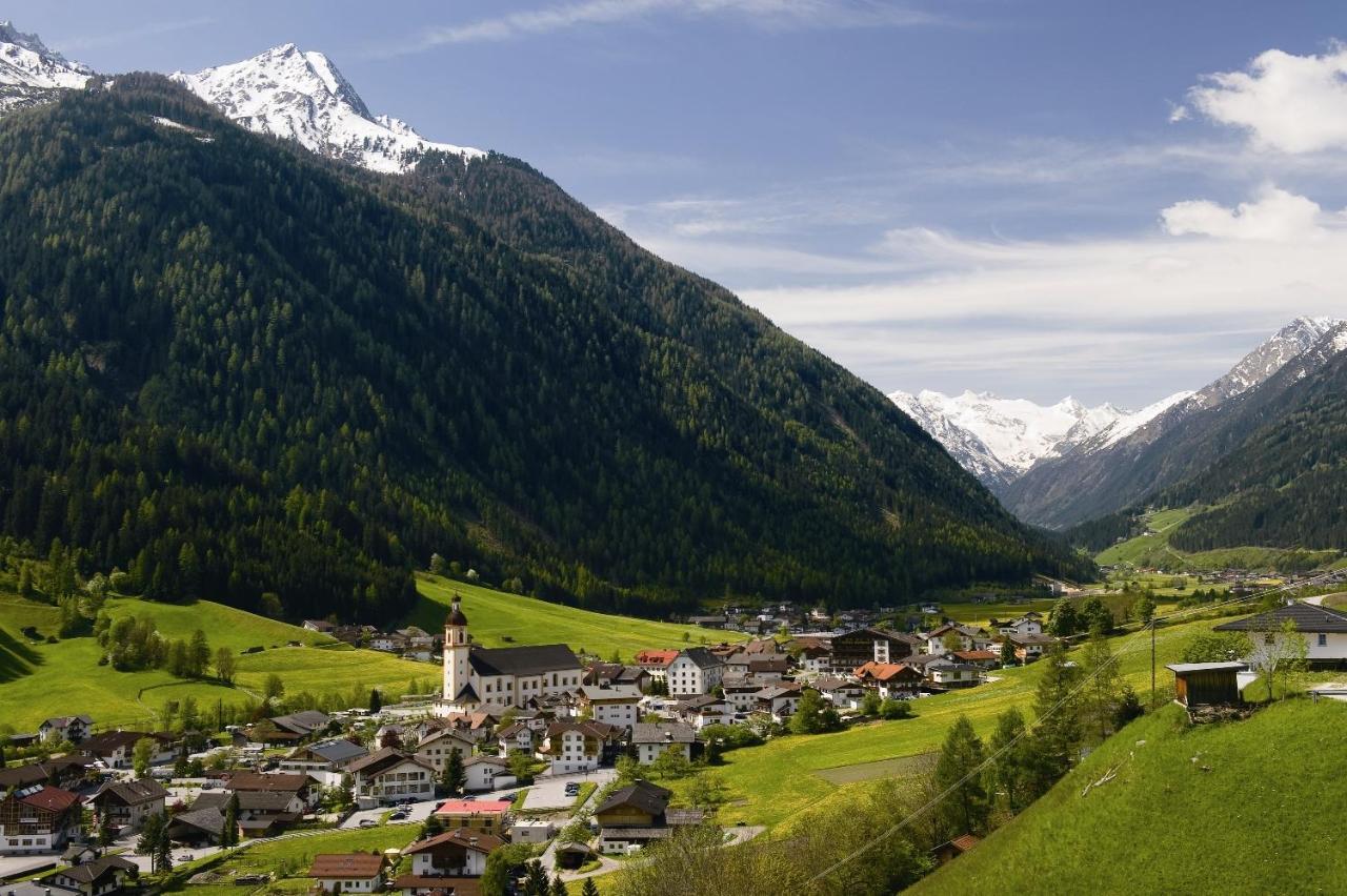 Pension Riese Neustift im Stubaital Exteriör bild
